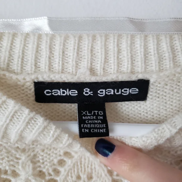 Elegant Cream Knit Sweater - Picture 3 of 7